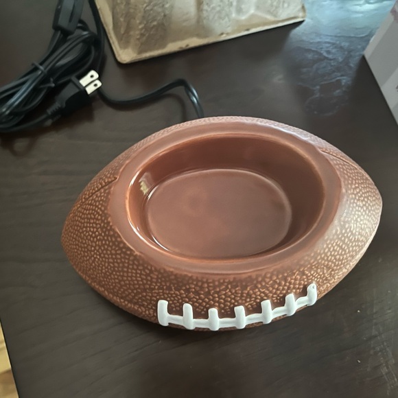“First Down” Scentsy Warmer - Picture 7 of 7